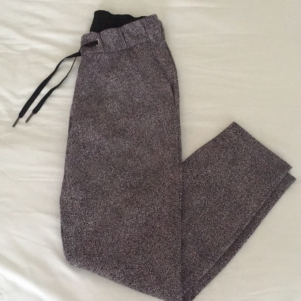 Lululemon On The Fly Pant